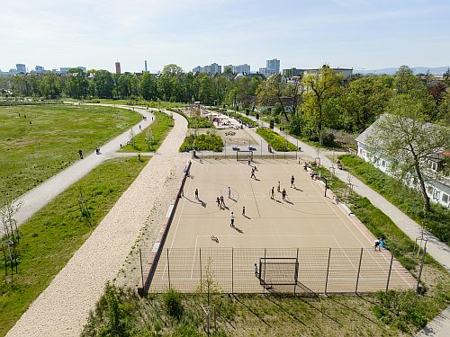 BUKO26 Copyright NikolaiBenner 2023 Rennbahnpark NB 017 500x375