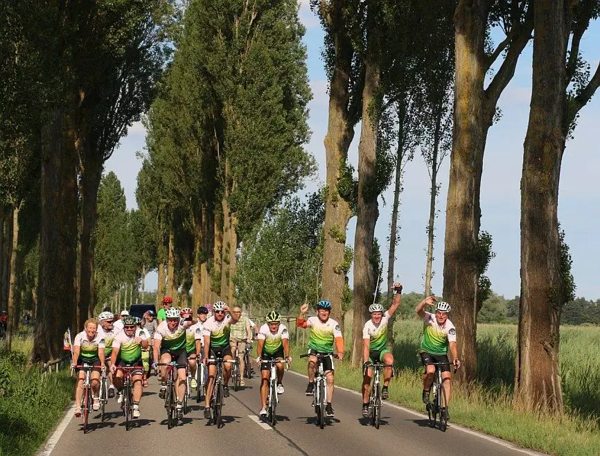Radfernfahrt Deutsche Alleenstra&szlig;e 2021